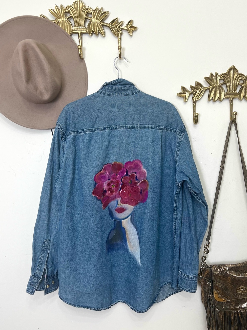 “AMARA” Hand painted denim shirt L/Xl ptp 25” l 33”